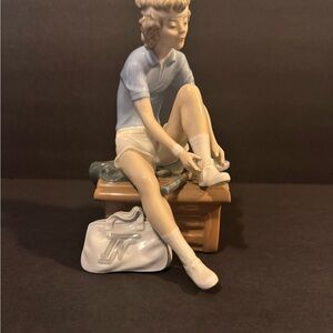 1987 Nao by Lladro Match Time Tennis Player Boy Figure Figurine 8" By Jose Roig
